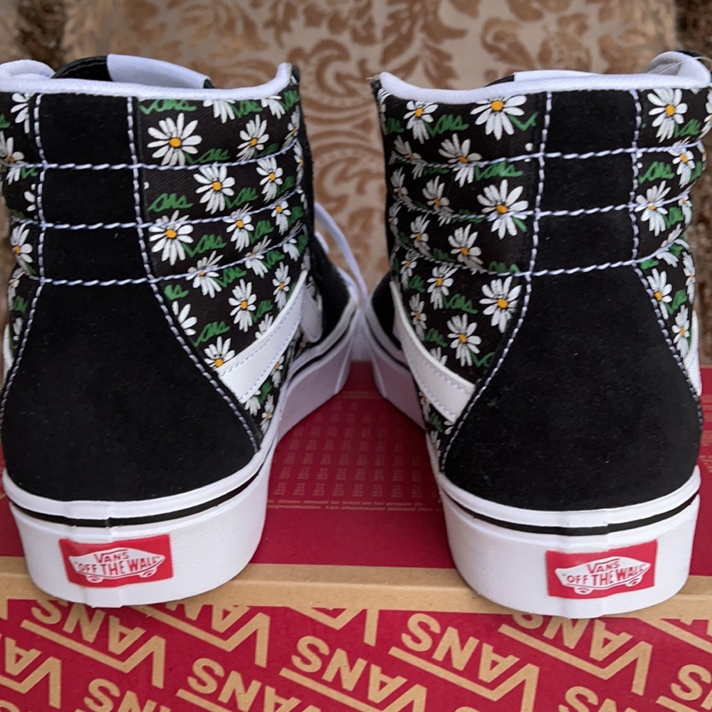 Vans Comfycush Sk8-Hi Scribble Flower Daisy/BlackM - Picture 14 of 16